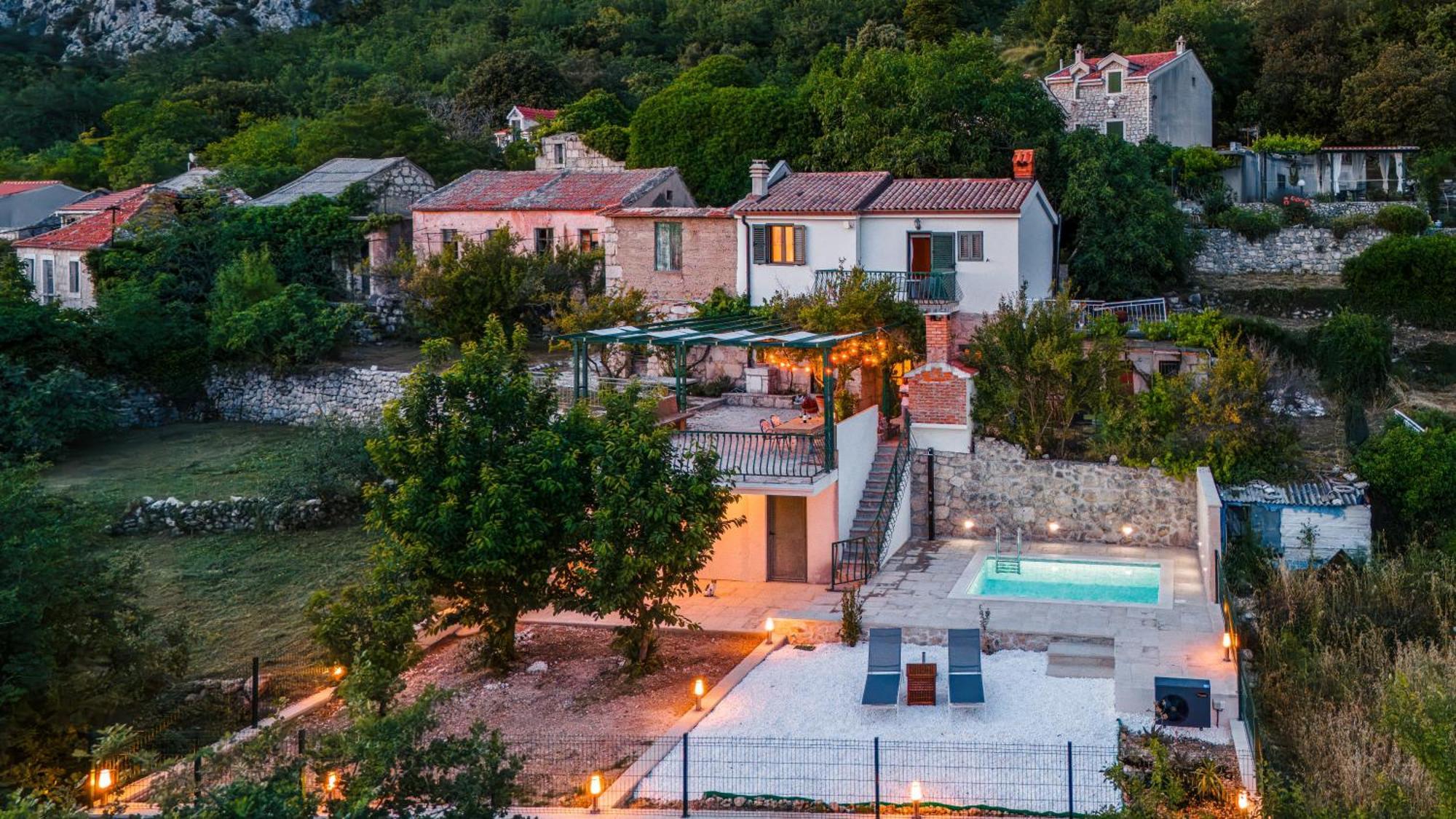 House Dida Mate - Cozy House In Nature With Heated Pool Тучепи Экстерьер фото